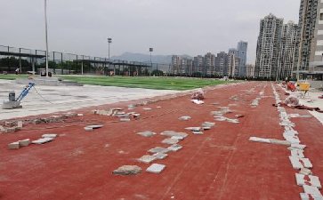 深圳市龙华格致中学预制型跑道、人造草足球场建设